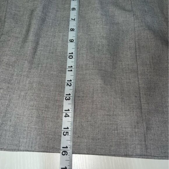 H&M Gray Skirt Classic A-Line Womens Size 12 Polyester Blend Mid-Length - Picture 8 of 8